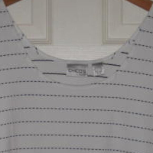 Chicos Sz 2 L Off White Black Striped Tank Top Nylon Blend Excellent Condition - Picture 6 of 6